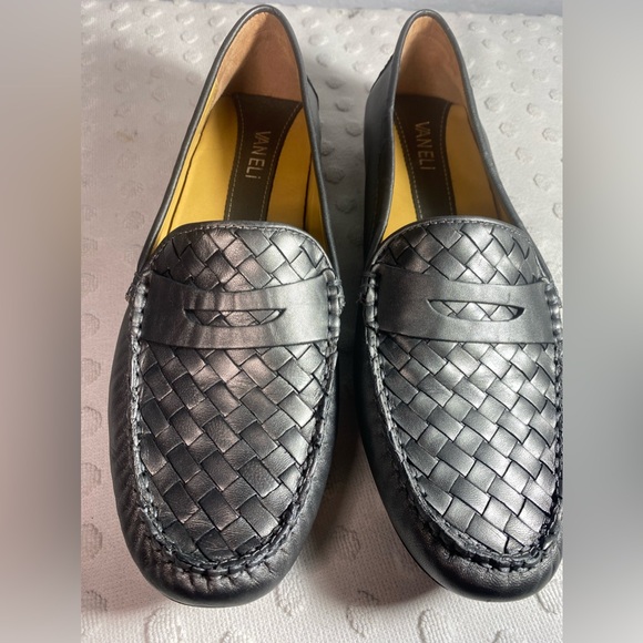 Vaneli Adrik Loafer (Women) - Picture 3 of 15
